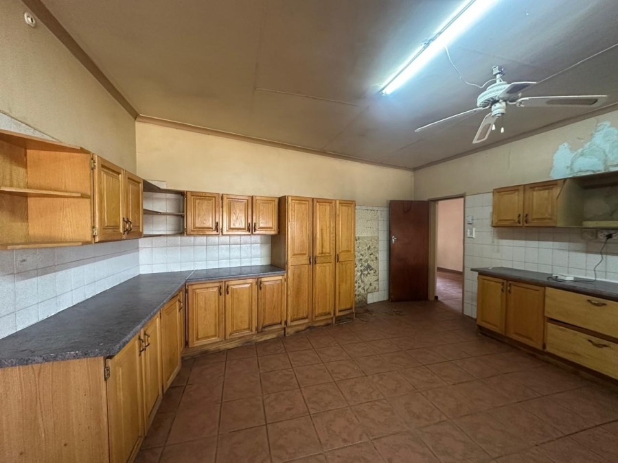 3 Bedroom Property for Sale in De Kroon A H North West
